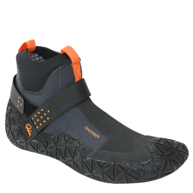 foot wear for kayaking, canoeing and general watersports