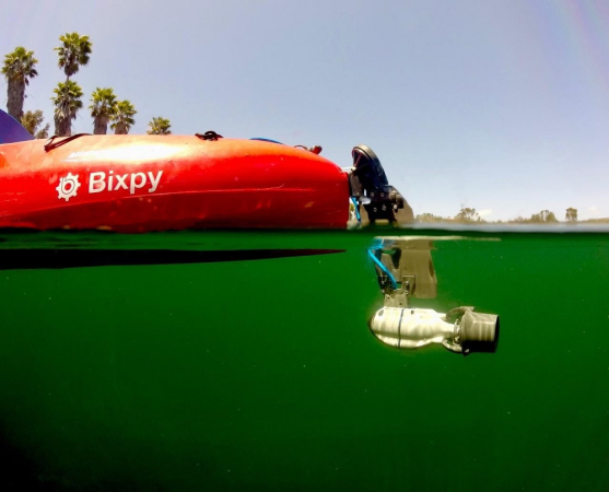 Bixpy Hobie Twist-N-Stow Rudder Adaptor with J-2 Motor fitted to a Hobie Kayak