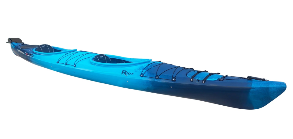 Bow design ont he Riot Nomad 16.8T tandem kayak