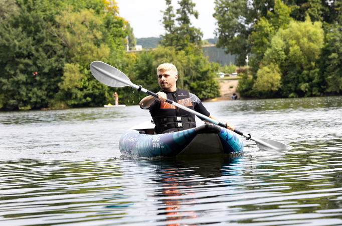 Solo paddling the Spinera Duo 340 Infatable Kayak