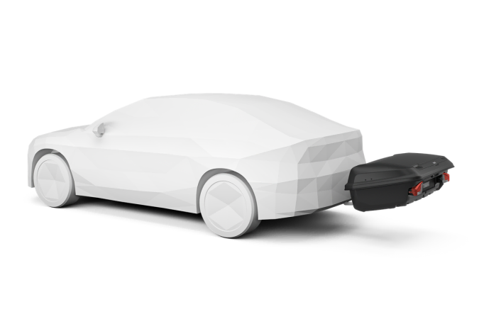 Thule Arcos Platform in use with the Arcos cargo box