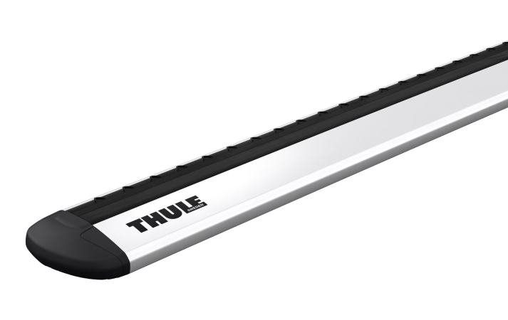 Thule WingBar Evo premium roof rack bars with a silver finish