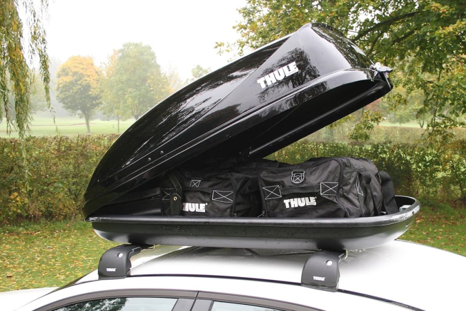 Thule Ocean 80 Roof Box Opened
