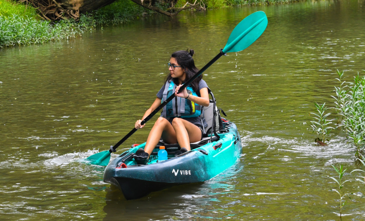 Paddling the Vibe Yellowfin 100 kayak